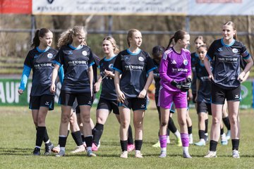 Bild 47 - wBJ VfL Pinneberg - Waldd�rfer SV : Ergebnis: 5:0